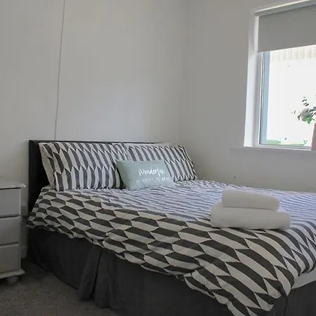 Apartamento 2 Bedroom The White House